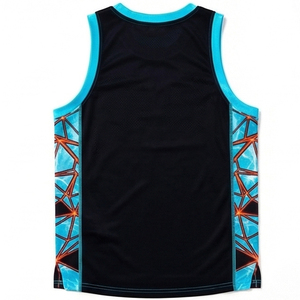 ชุดยูนิฟอร์มบาสเก็ตบอลแบบซับลิเมชั่นเต็มตัว ระบายอากาศได้ดี ซับเหงื่อ แห้งเร็ว เสื้อและกางเกงขาสั้นสำหรับฝึกซ้อม แบบยูนิเซ็กซ์ พิมพ์ลาย - Product Image 3