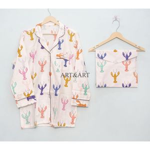 Elegante Conjunto de Pijama de Algodón, Estilo Moderno y Cómodo con Estampado de Escorpio, para Mujeres Modernas, Tela Suave para Dormir - Product Image 2