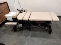 Table de chiropratique automatique haut de gamme à déplacement pneumatique, lit de physiothérapie électrique réglable en hauteur – Fournisseur en gros