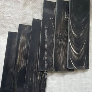 Plaques en corne 100% naturelles et écologiques, thème animalier, design moderne de haute qualité pour lunettes de soleil, Falak World Export - Product Image 1