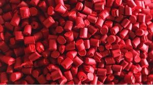 Masterbatch Rojo Escarlata Premium para Polímeros, Concentrado de Color Rojo Carmesí Brillante a Precio de Mayoreo por Proveedor - Product Image 3