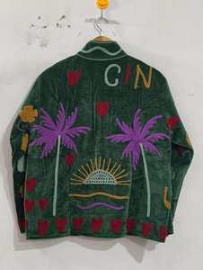 Veste en velours vert brodée Suzani pour femme, faite à la main, motif tropical soleil palmier cœur, style bohème ethnique, vente en gros - Product Image 2