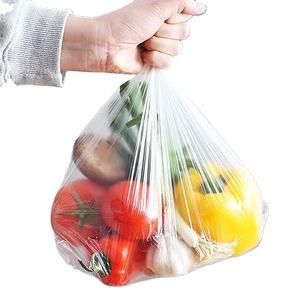 Sacs alimentaires en plastique jetables sur un rouleau de sacs à gousset latéraux transparents pour le pain et l'épicerie à emporter - Product Image 1