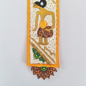 Aimant de réfrigérateur artisanal en cuir Wayang Kulit d'Indonésie avec cadre orange, souvenir culturel traditionnel, décoration pour la maison - Product Image 4