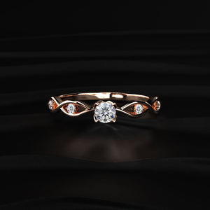 Elegante Anillo de Compromiso con Moissanita Redonda de 2 Quilates en Oro Rosa, Joyería de Boda Hecha a Mano Única para Distribuidores de Joyería en Todo el Mundo - Product Image 6