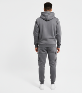 ชุดวอร์มแบบมีฮู้ดผ้าโพลีเอสเตอร์/คอตตอนเนื้อหนาปานกลาง ตกแต่งลายปะติดแบบกำหนดเอง พร้อมเชือกผูกและแถบสะท้อนแสง ชุดออกกำลังกาย 2 ชิ้น - Product Image 3