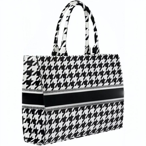 Sacs fourre-tout en toile de coton écologiques EcoDari, taille moyenne (30-50 cm), poignée longue, motif lettres, style tendance, personnalisable - Product Image 2