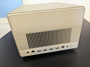 Ultra <b>4K</b> Home Theater <b>Projector</b> 2900 ANSI Lumens - Product Image 2