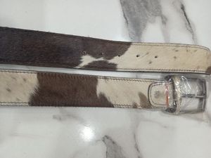 Ceinture de luxe en cuir à poils de vache pour hommes et femmes, avec boucle ardillon, ceintures en cuir à poils véritable sur mesure, ceintures habillées authentiques du Pakistan - Product Image 5