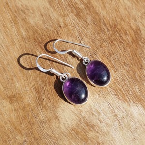 ต่างหูห่วงทังสเตนคุณภาพดีที่สุด สไตล์มินิมอล สำหรับผู้หญิง น้ำหนักเบา ทนทาน ใส่ได้ทุกวัน ใช้ได้ทั้งในออฟฟิศ งานเลี้ยง หรือใส่ลำลอง มีจำหน่ายแล้ว - Product Image 4