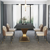 Splendide table à manger rectangulaire moderne et ensemble de chaises avec plateau en pierre et verre italiens