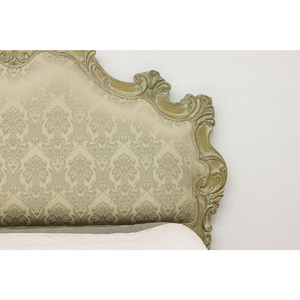 Base de Cama Diandra de Diseño Lujoso Hecha de Madera de Caoba Sólida de Alta Calidad y Hermosos Tallados para Uso en Dormitorios - Product Image 4