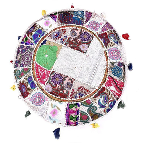 Pouf circulaire bohème artisanal en tissu, design patchwork décoratif, emballage individuel - Product Image 1