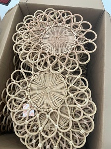 Set de table rond en rotin naturel du Vietnam pour tables à manger, décoration murale, intérieurs de maison, aménagement de restaurants et événements - Product Image 5