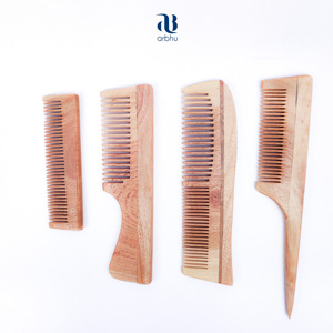 Peine para Barba de Bambú, Herramienta de Calidad Artesanal para el Cuidado Facial, para Barberías Profesionales y Kits de Cuidado Masculino - Product Image 4
