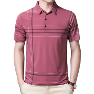 Polo en maille rayé à manches courtes pour homme, coupe décontractée, rose, avec fermeture boutonnée, design uni de qualité supérieure - Product Image 1