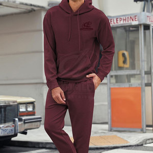 Ensembles de survêtements pour hommes à faible MOQ, personnalisables, pour la vente en gros de vêtements de sport, d'entraînement, de fitness, de course, de gym, d'exercice et d'activités de plein air - Product Image 2