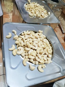 Vietnam Organic Roasted Cashew <b>Nuts</b> & <b>Kernels</b> ISO Certified Vacuum Packed Good Quality Wholesale for Export Phalco Brand Grade a - Product Image 1