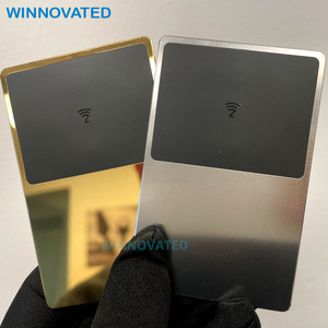 Tarjeta NFC <span class=keywords><strong>de</strong></span> Metal Plateado o Dorado <span class=keywords><strong>de</strong></span> Lujo Personalizada con Grabado para Membresía - Product Image 2