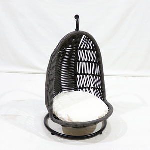 Nid pour animaux de compagnie en plastique classique avec coussin moelleux pour chats d'intérieur, taille moyenne, design ovale durable - Product Image 1