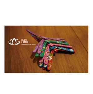 Juguete de equilibrio Blue Lotus Dylan Vu con diseño de libélula colorida para niños de 5 a 7 años, unisex, para jugar al aire libre, diversión en la naturaleza, juguete acuático de verano - Product Image 1