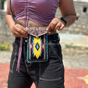 Nuevo Western Tooled Jacquard cuero teléfono Crossbody Sling monederos Vintage Multi Azteca tela único acolchado pequeño muñequera monederos - Product Image 2
