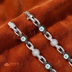 Bracelet Hip Hop Iced Out Evil Eye en argent 14K, micro-pavé, bijoux luxueux, bracelet cubain à maillons Evil Eye Iced-Out - Product Image 1