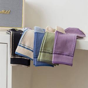 ODM couleur rétro Style équipage chaussettes hommes femmes décontracté tenue de tous les jours coton mi Tube conception chaussette en gros commande en gros - Product Image 6