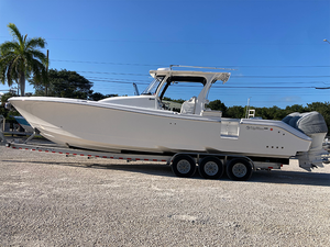 2016 E-d-g-e-w-a-t-e-r 368C-C - Product Image 2