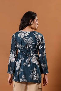 เสื้อคุर्ตาผ้าฝ้ายพิมพ์ลายดอกไม้สีฟ้าสำหรับผู้หญิง ทรงปกติ ความยาวปกติ สวมใส่สบายๆ สไตล์อินเดีย ปากีสถาน เหมาะสำหรับฤดูใบไม้ร่วง ฤดูใบไม้ผลิ ฤดูร้อน - Product Image 3