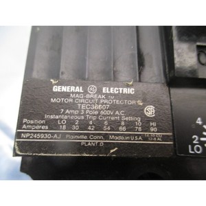 Interruptor de Circuito General Electric TEC36007 de 3 Polos - Equipo y Piezas de Semiconductores de Confianza de Marca Global - Product Image 1