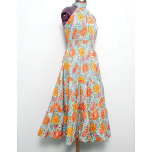 Belle robe trapèze moderne en coton à imprimé floral bohème, col rond, longueur genou, imprimée au bloc, pour fêtes d'été et printemps-été - Product Image 4