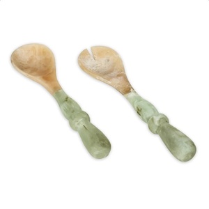 Juego de Servidores de Ensalada de Resina de Dos Tonos a Precio Accesible, Juego de Cucharas de Ensalada de Poliresina sin Plomo de Grado Alimenticio, Utensilios de Cocina Modernos - Product Image 1