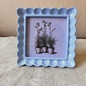 Elegant Handmade Decorative Picture Frame with Wavy Scalloped Edge Design Resin Square Photo Frame for Home and <b>Table</b> decor - Product Image 6