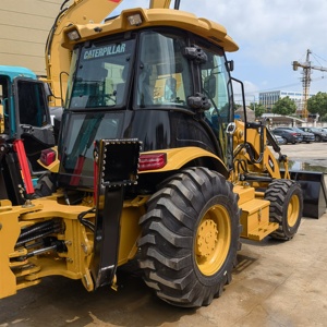 Retroexcavadora y Cargadora CAT 420F2 de la Marca Caterpillar, CAT 420f con Tracción en las Cuatro Ruedas, Fabricada en EE. UU. - Product Image 6