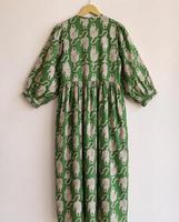Robe midi bohème verte à imprimé animal pour femme, col noué, manches bouffantes trois quarts, robe décontractée en viscose tissée ample pour le printemps