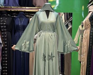 Best Dubai Fashion Dubai Muslim Women Clothing Islamic Traditional Modest Long Dress Kaftan Open Abaya Embroidered Kimono Abaya - Product Image 2