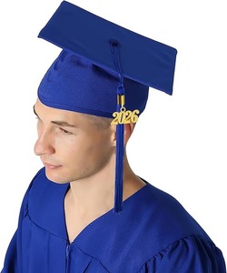 Ensemble Robe de Cérémonie Mate, Toque et Pompon 2026 pour Lycée et Diplôme Universitaire, Tissu 100% Polyester - Product Image 3