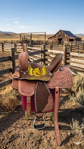 Silla de montar western de cuero genuino premium con diseño de rosas grabadas, asiento rígido de madera, adornos de cobre, portátil, para equitación y doma, personalizada - Product Image 2