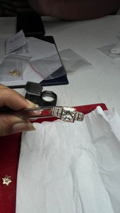 Anillo de compromiso de plata para mujer con diamante talla princesa, estilo hip hop, certificado IGI, regalo de mayo, engaste geométrico clásico de púas - Product Image 3