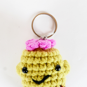 Llavero de cactus de ganchillo hecho a mano, suculenta en maceta tejida, amigurumi, colgante para bolso, colgante para mochila, arte puro, regalo artesanal - Product Image 4