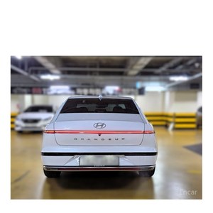 2023 for Hyundai Grandeur 3.5 LPG Taxi Type 2WD Automatic Gear Box Leather Seats Rear Camera 92,964 km - Product Image 4