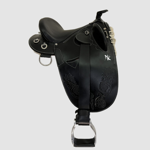 Silla de montar personalizada al por mayor, silla australiana de cuero genuino, silla de doma inglesa cómoda y duradera con estructura de madera. - Product Image 1