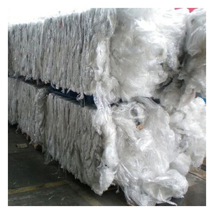 Flocons et granulés de film LLDPE pour le recyclage et l'exportation du plastique - Product Image 6