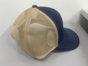 Casquette trucker en maille confortable à 6 panneaux avec logo personnalisé, style décontracté pour adultes, idéale pour le printemps et l'été, fabriquée au Vietnam - Product Image 4