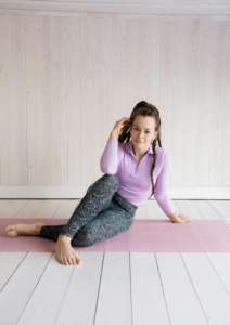 Tapis de yoga classique en caoutchouc double couche, conçu pour un confort accru, une meilleure adhérence et une durabilité accrue, parfait pour le yoga quotidien. - Product Image 3