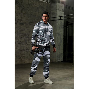 Survêtement camouflage personnalisé avec logo pour homme, ensemble 2 pièces, sweat-shirt à capuche, pantalon de jogging, tenue de sport camouflage, streetwear, ensembles de jogging pour homme - Product Image 3