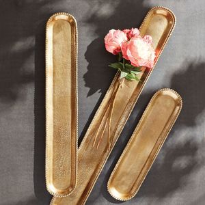 Plateau de service décoratif en métal, motif feuille moderne, finition aluminium poli, idéal pour fruits et décoration – Le favori des tendances - Product Image 4