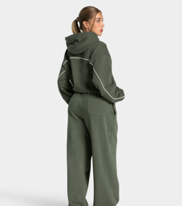 Sudadera con capucha de felpa extragrande y cómoda para mujer, con puños acanalados, bolsillos de forro polar, dobladillo recto, estilo holgado con parte delantera caída, estampada para invierno - Product Image 2