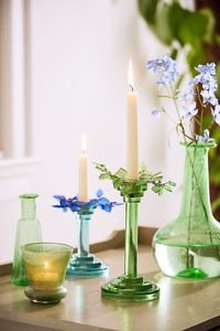Porte-bougie en feuille d'or avec base en verre résistant à la chaleur pour la décoration de la maison - Product Image 4